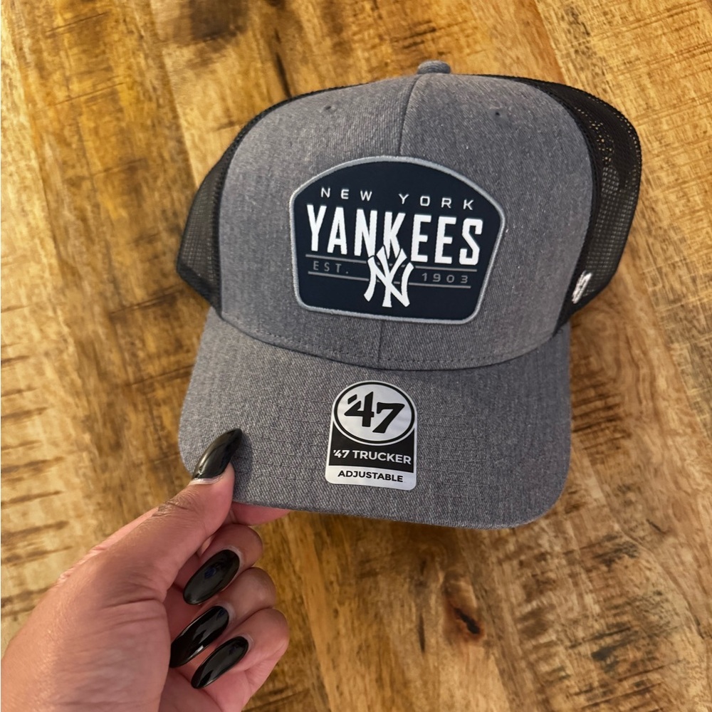 47 Brand New York Yankees Gray and Black Trucker Hat